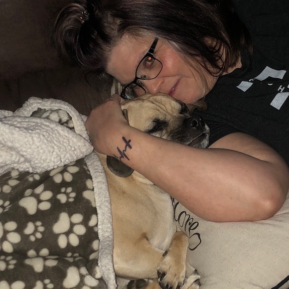 Meet your Posher, Angi - Picture 1 of 1